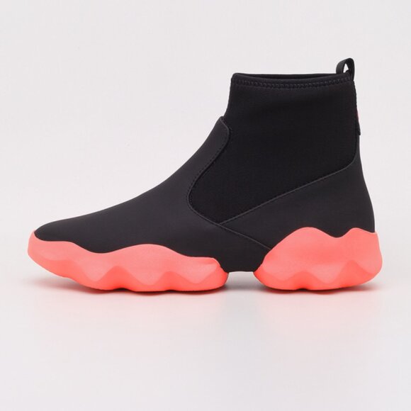 Camper Black and Pink Ankle Boots - Picture 1 of 6